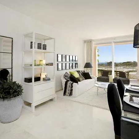 Alcazaba Hills Apartamento Estepona